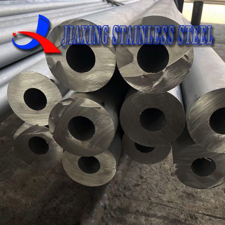 Thick-walled stainless steel tube